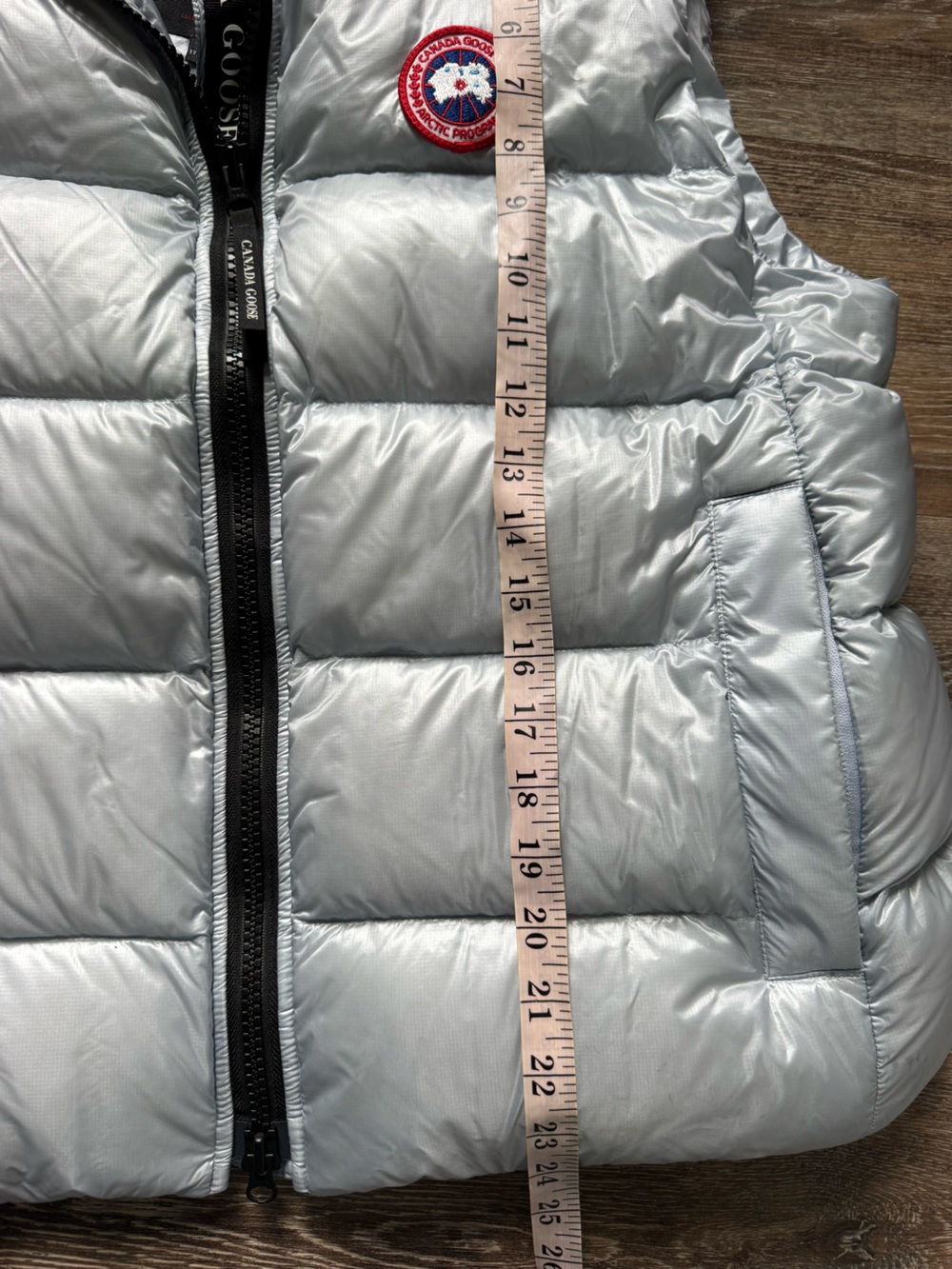 Canada Goose Silver Puffer Vest XL - Picture 7 of 10
